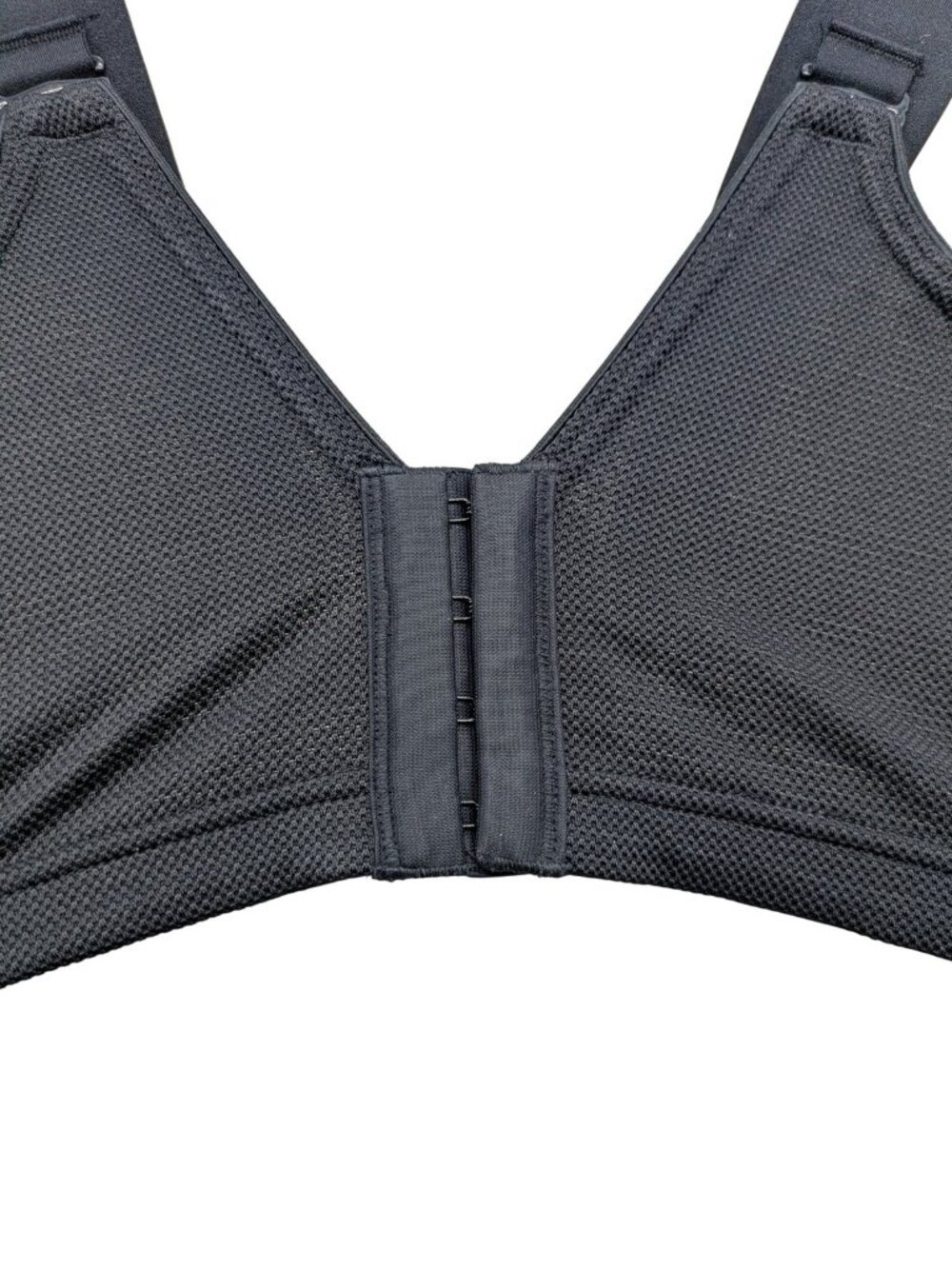 Livi Active Underwire Sports Bra 42G - Gray & Black, High-Impact Support - Picture 9 of 10